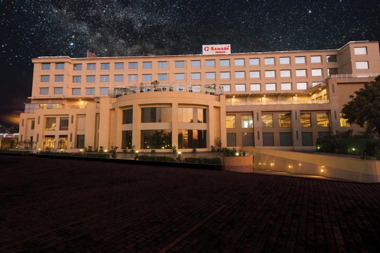 Ramada Neemrana Hotel Ngoại thất bức ảnh